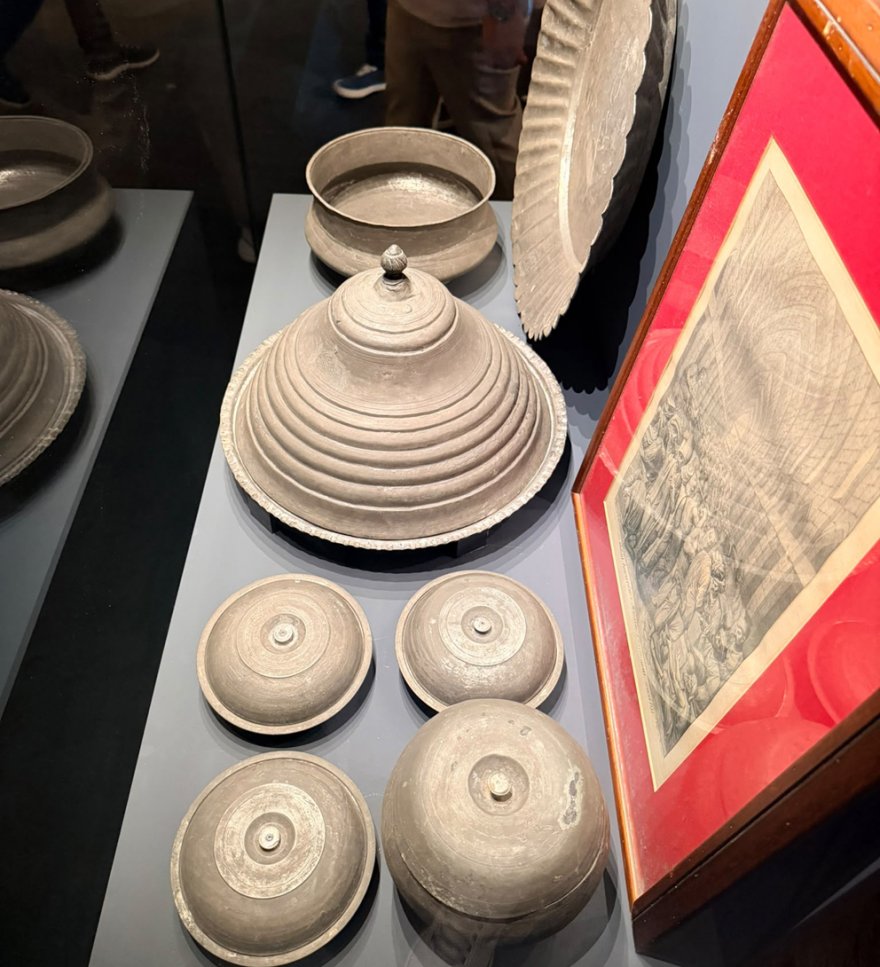 1784538762-10.jpg