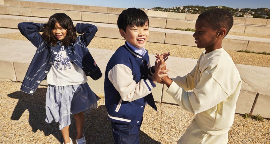 kids-around-3.jpg