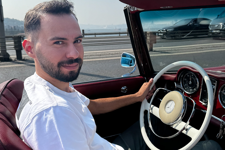 mercedes-1.jpg